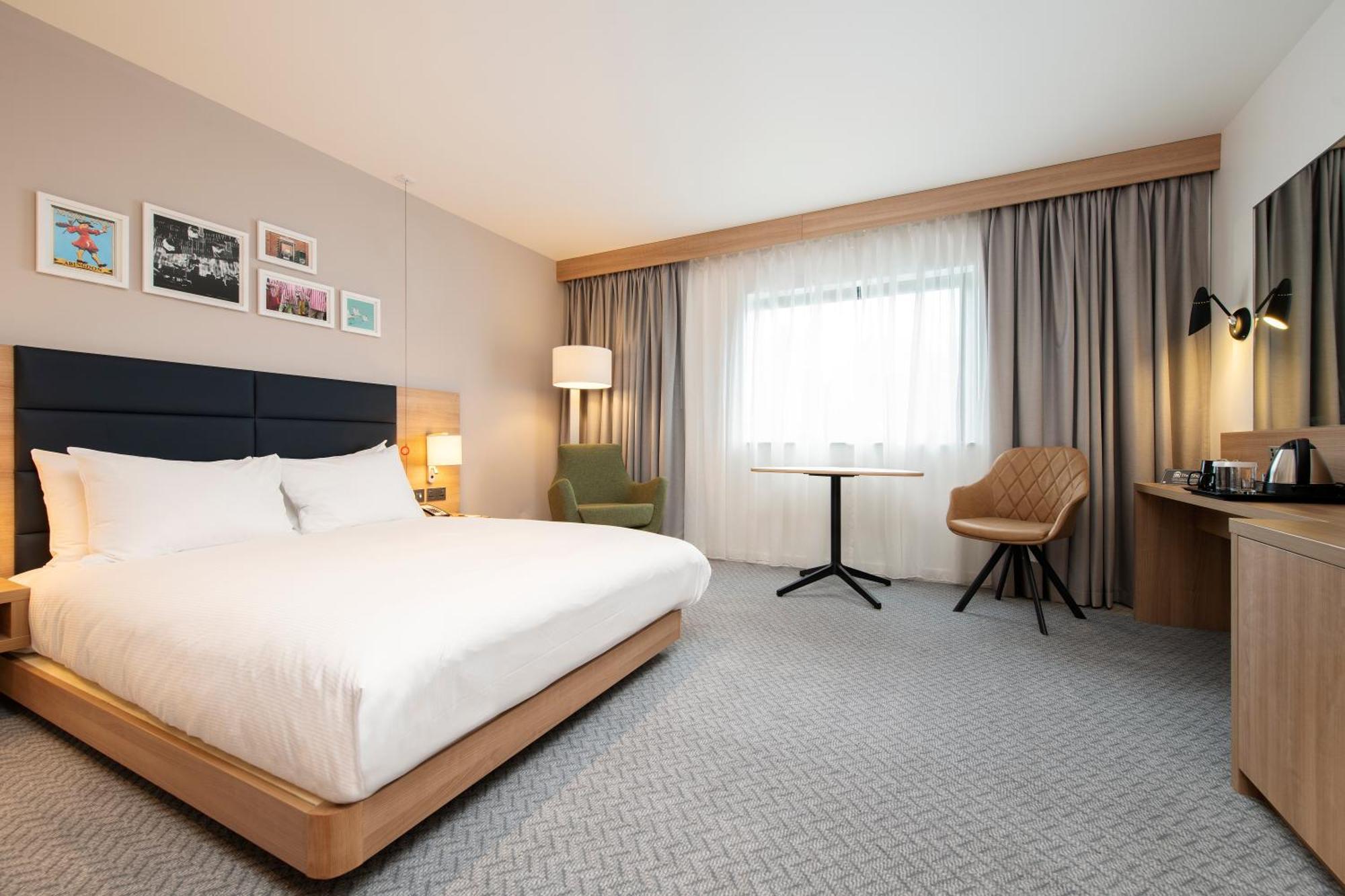 Hilton Garden Inn Abingdon Oxford Esterno foto