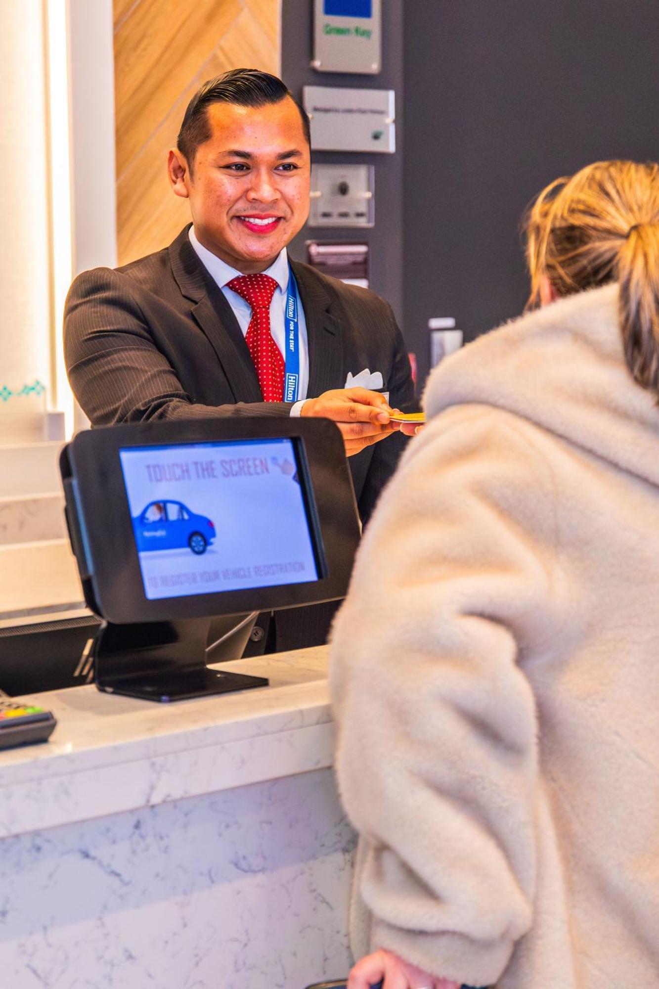 Hilton Garden Inn Abingdon Oxford Esterno foto