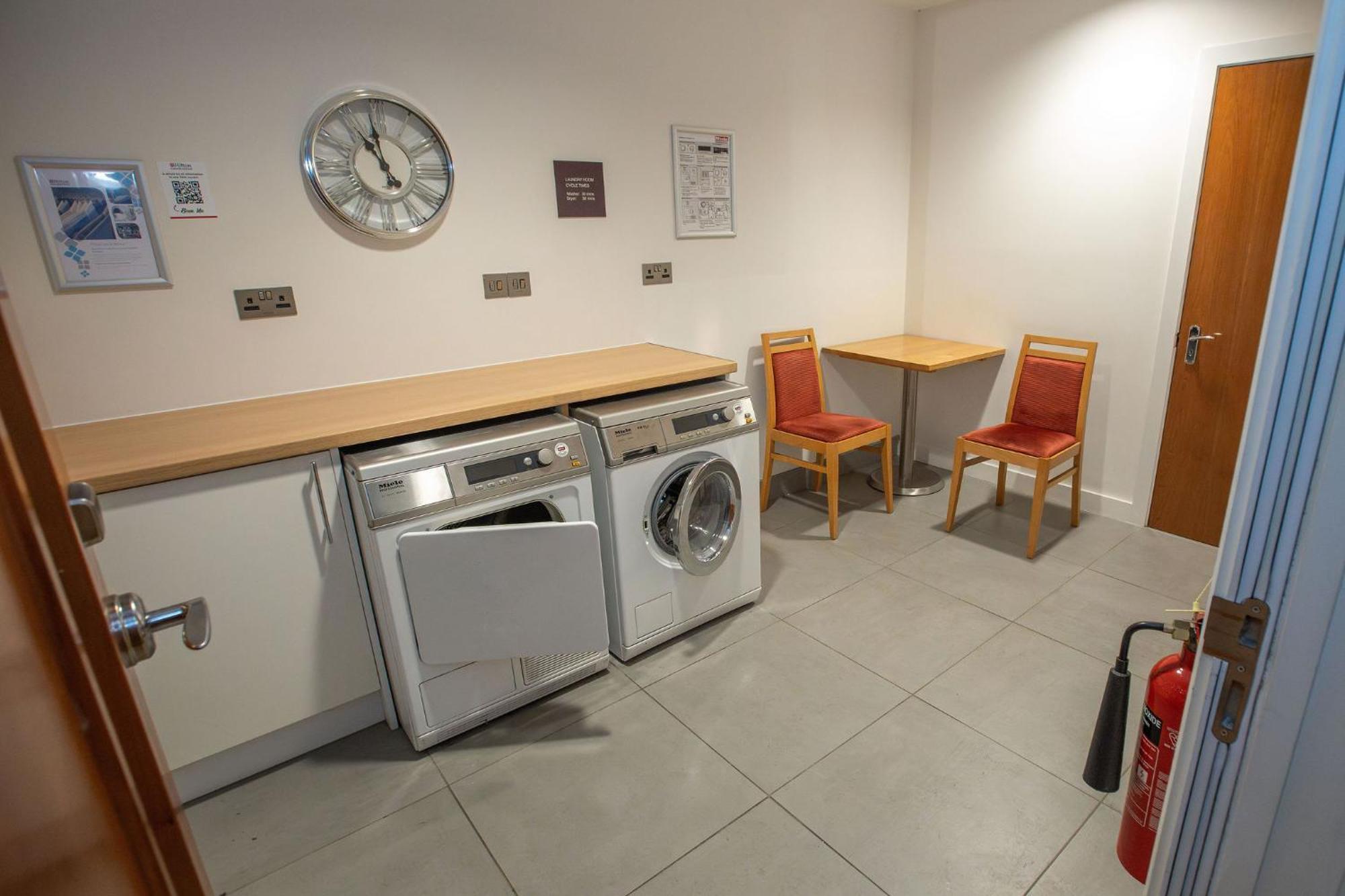 Hilton Garden Inn Abingdon Oxford Esterno foto